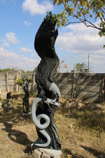 Load image into Gallery viewer, 90&quot; Majestic American Bald Eagle Garden Sculpture &amp; Statue Stone Art Yard Décor
